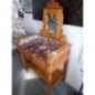 COIFFEUSE ANCIENNE DESSUS MARBRE