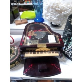 BOITE A MUSIQUE PIANO