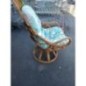 FAUTEUIL EN ROTIN AVEC APPUI-TETE