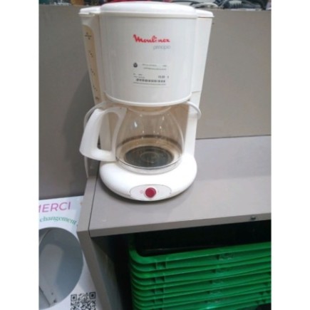 CAFETIERE MOULINEX BLANCHE