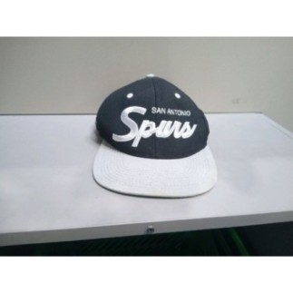 CASQUETTE SAN ANTONIO SPURS1