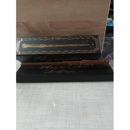 BAGUETTE FLOTTANTE HARRY POTTER POUR EFFET LEVITATION
