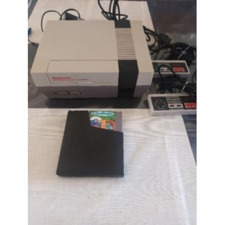 CONSOLE RARE RETRO NINTENDO NES AVEC 2 MANETTES ET 1 JEU