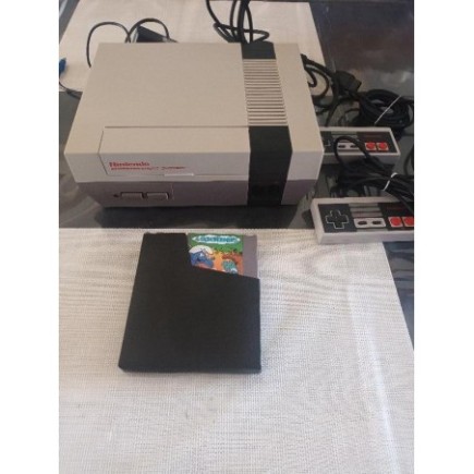 CONSOLE RARE RETRO NINTENDO NES AVEC 2 MANETTES ET 1 JEU