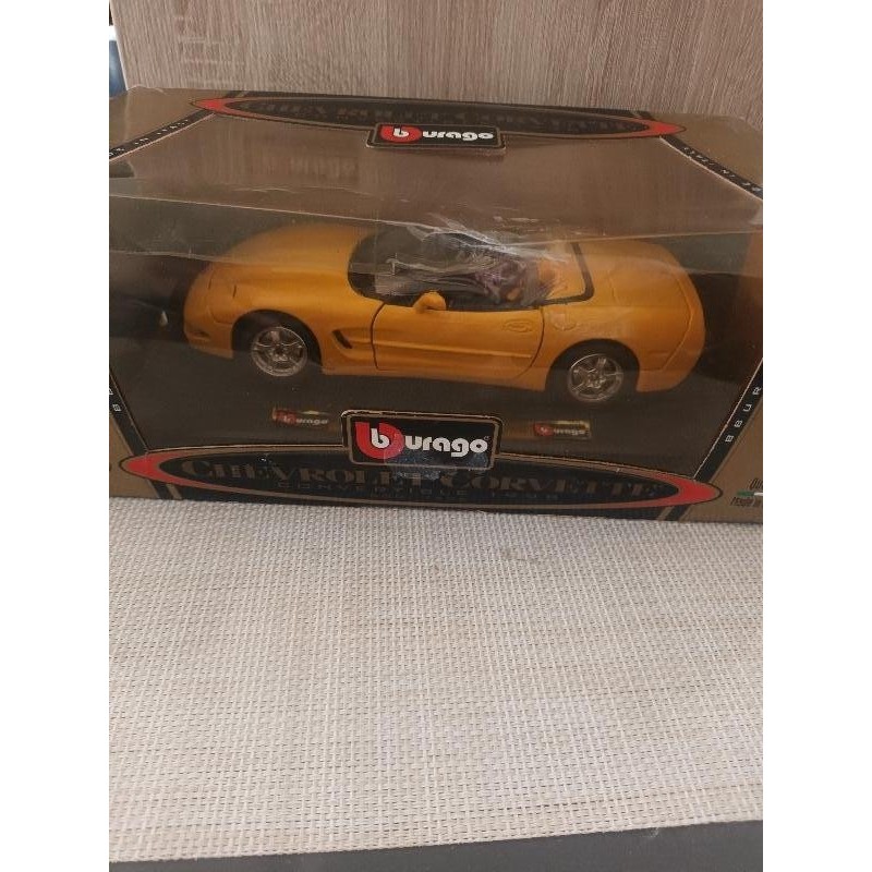 VOITURE COLLECTION CHEVROLET CORVETTE BURAGO