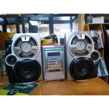 CHAINE HIFI AIWA ET 2 ENCEINTES