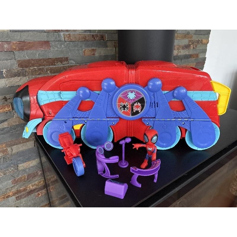 ARACHNO-MOBILE SPIDERMAN 