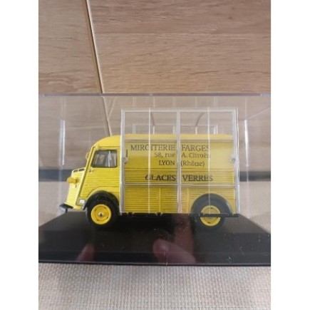 VOITURE CITROEN DE COLLECTION MIROITERIE FARGES