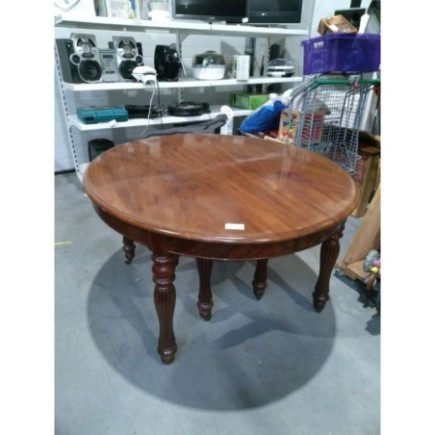 TABLE OVAL EN ACAJOU 8 PIEDS 19E SIECLE 