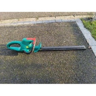 TAILLE HAIE BOSCH 600 24 ST