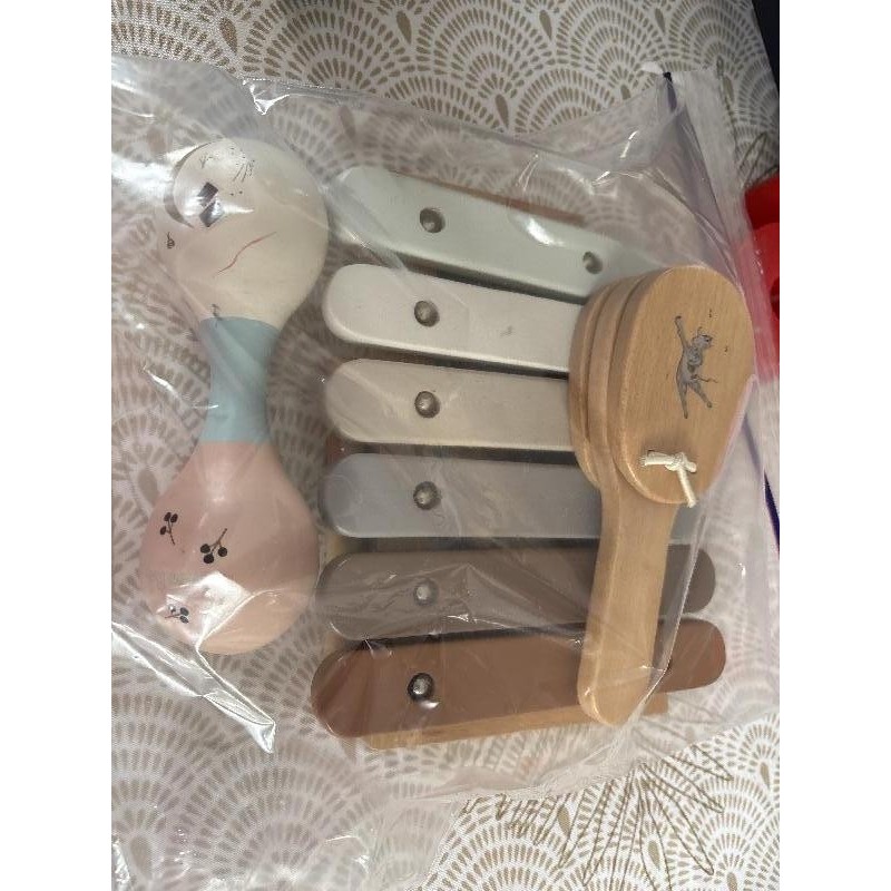 LOT INSTRUMENTS BEBE 