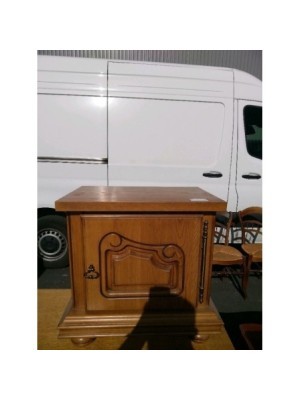 TABLE DE CHEVET