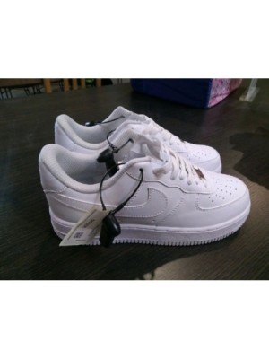 BASKET NIKE  TAILLE 41