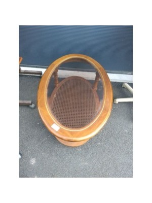 TABLE BASSE AVEC VITRE 