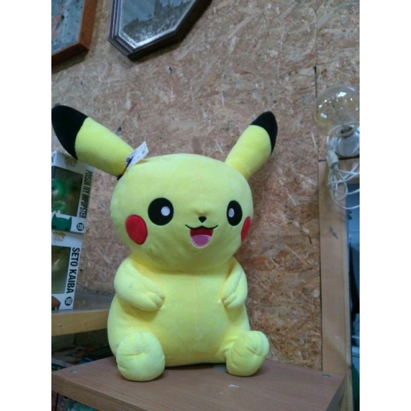 PELUCHE PIKACHU
